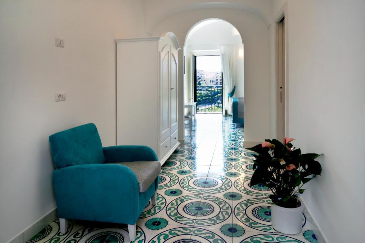 Suites In The Amalfi Coast - Guesthouse With Terrace Near Amalfi - Breathtaking View Of Ravello Scala Kültér fotó